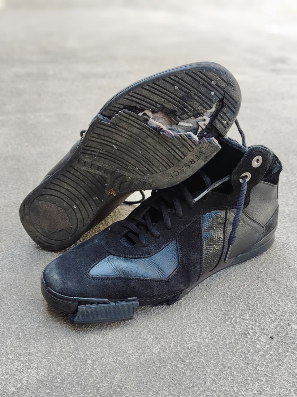 Kondisi sebelum direparasi — Sneaker Resoling